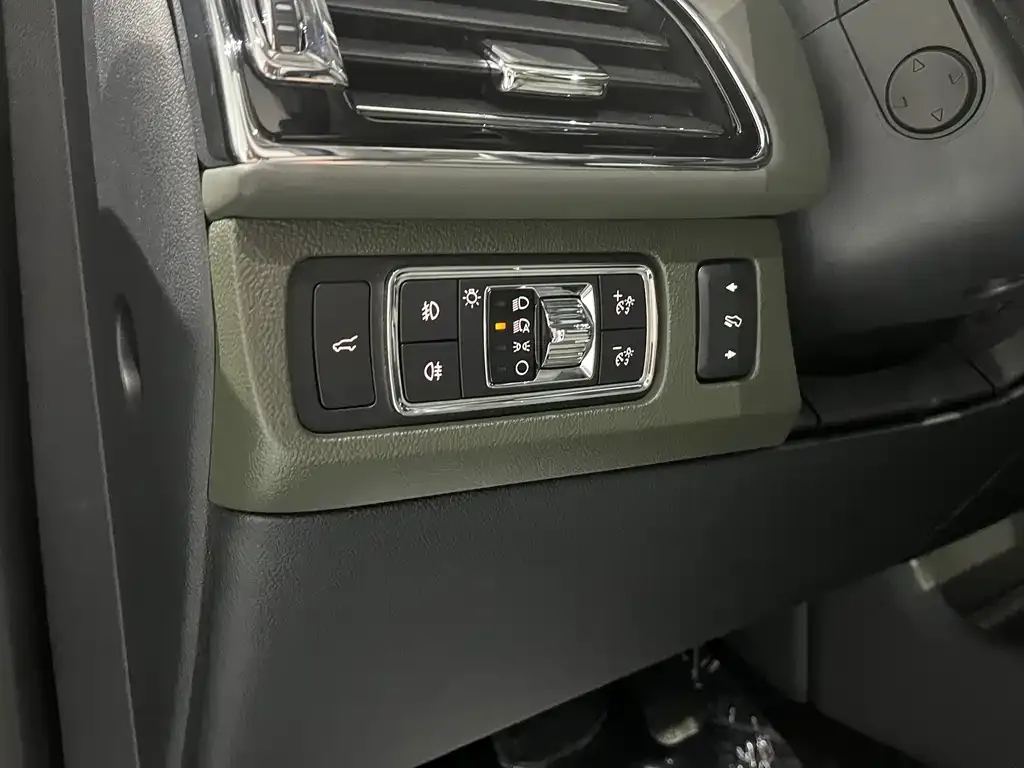 Lincoln Navigator 2026 из CN, фото 5