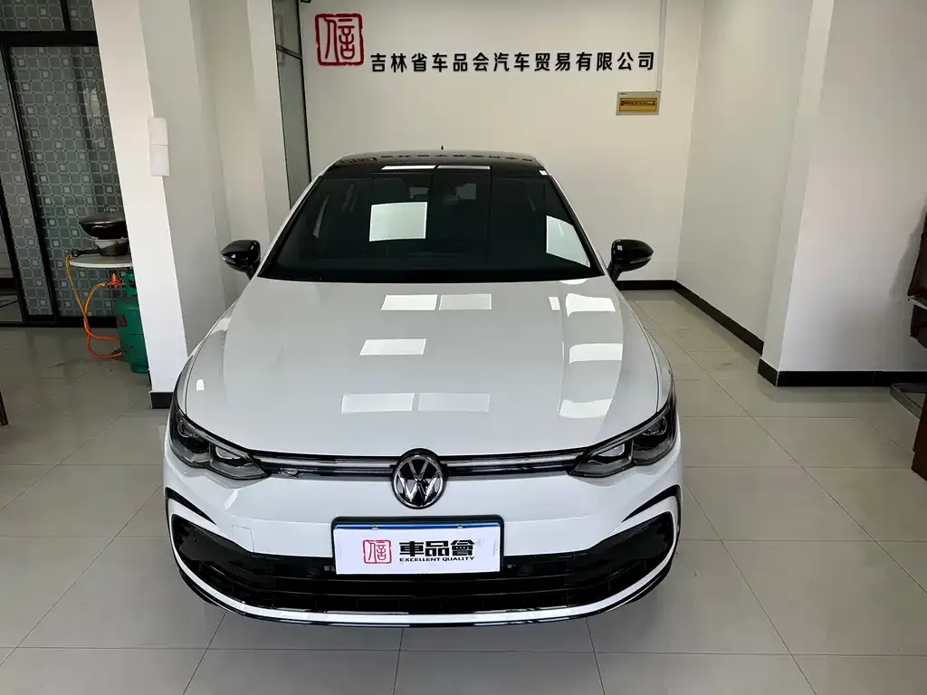 Volkswagen Golf 2023 из CN, фото 7