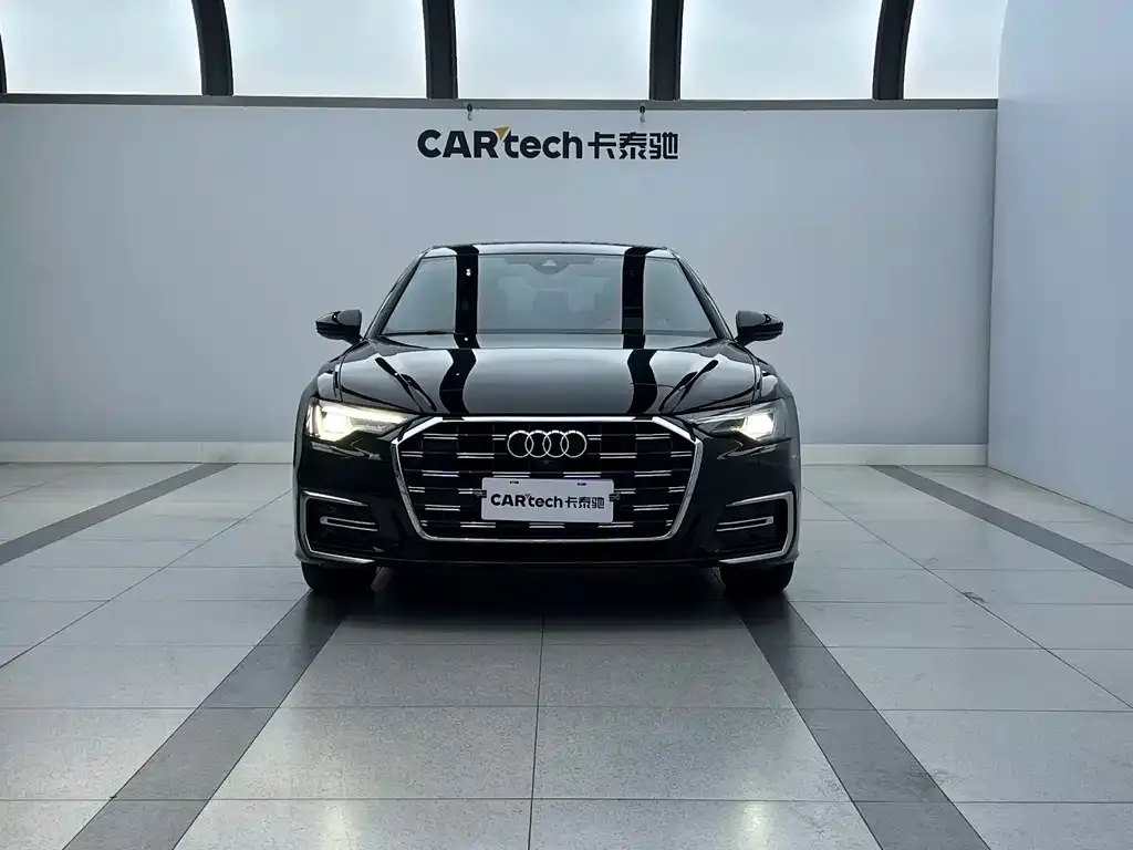 Audi A6L 2024 из CN, фото 5