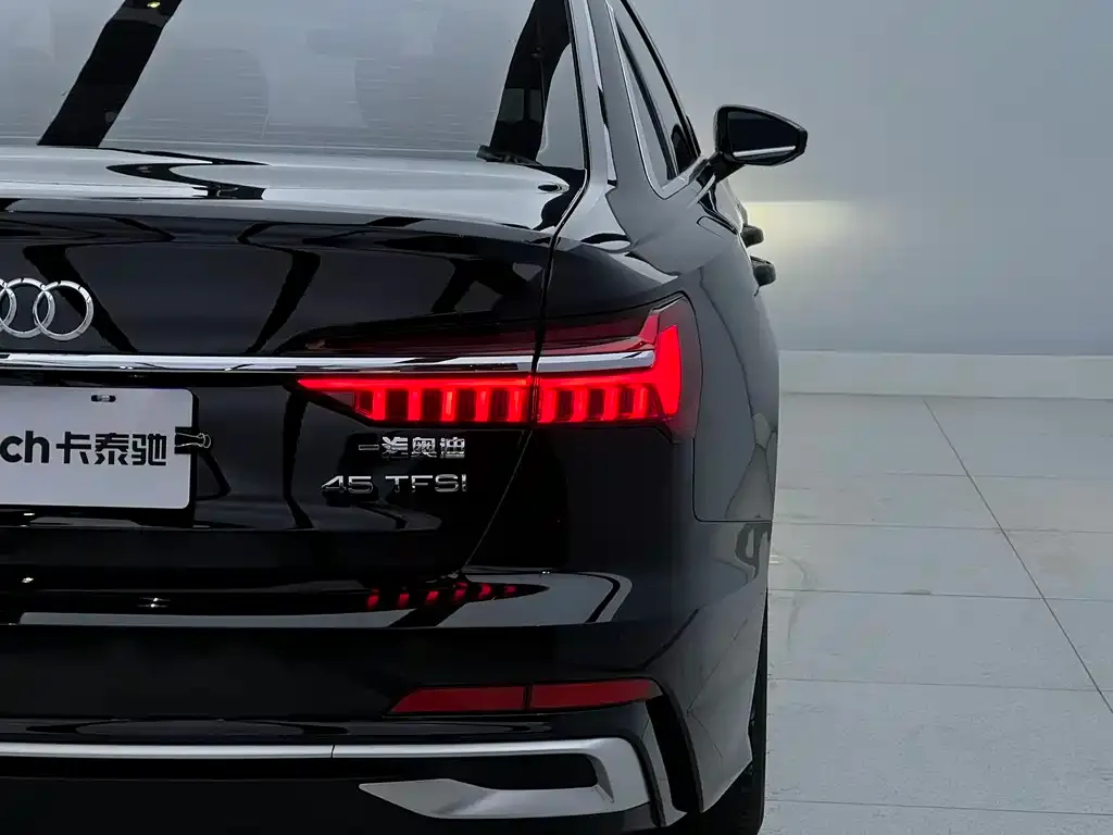 Audi A6L 2024 из CN, фото 7