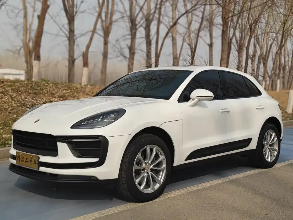Porsche Macan — фото 1