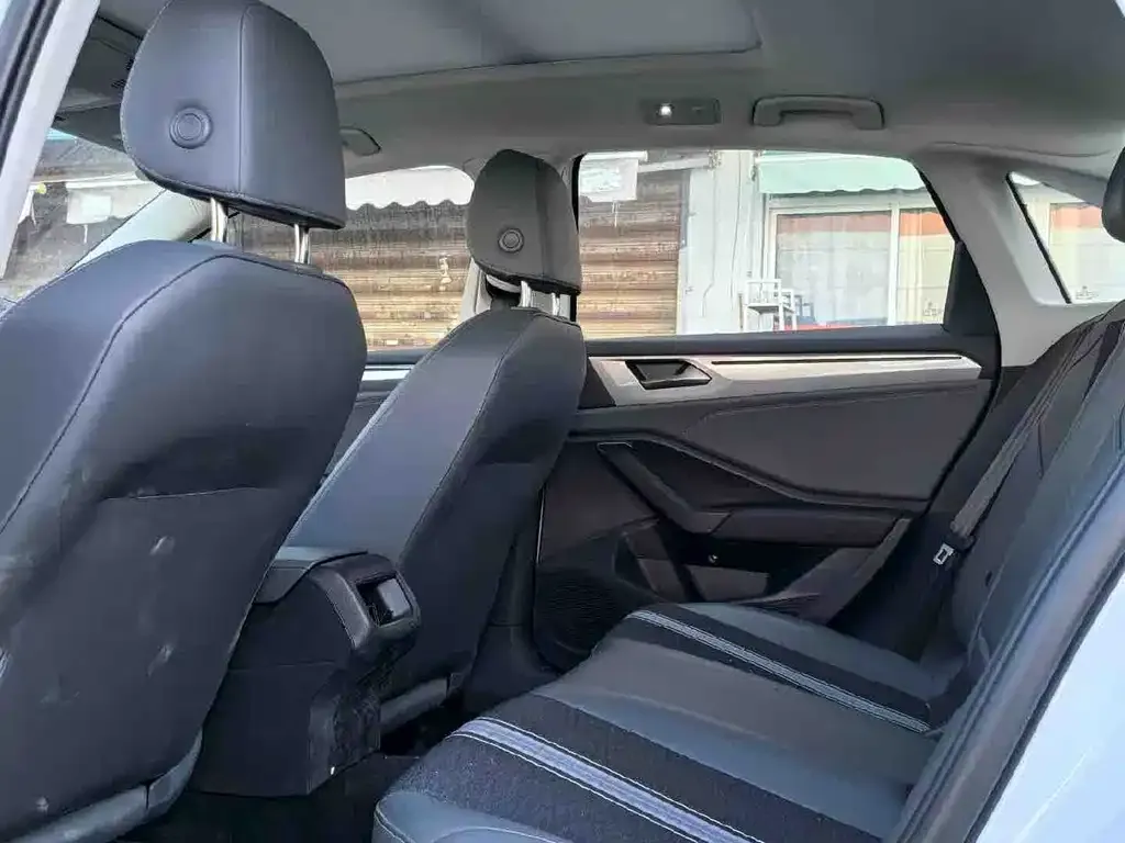 Volkswagen Sagitar 2024 из CN, фото 6