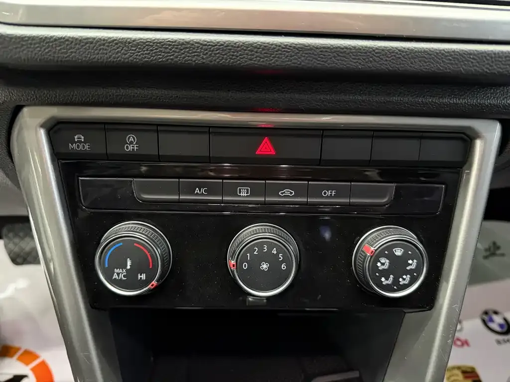 Volkswagen T-Roc 2023 из CN, фото 3