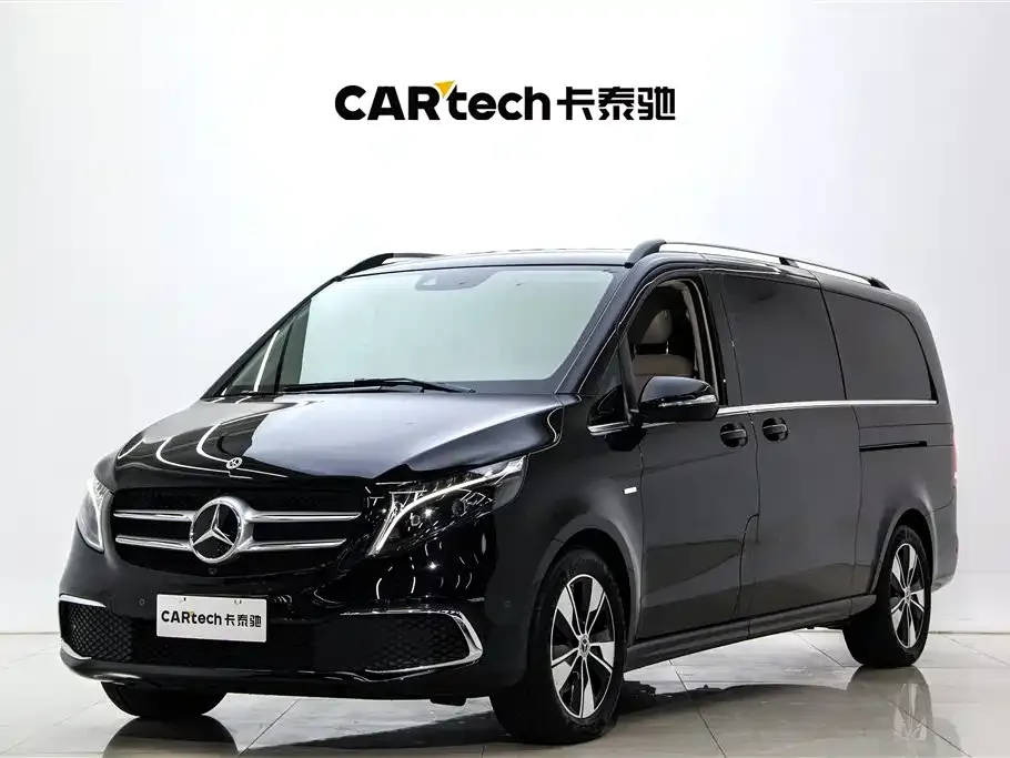 Mercedes-Benz V-Class — фото 1