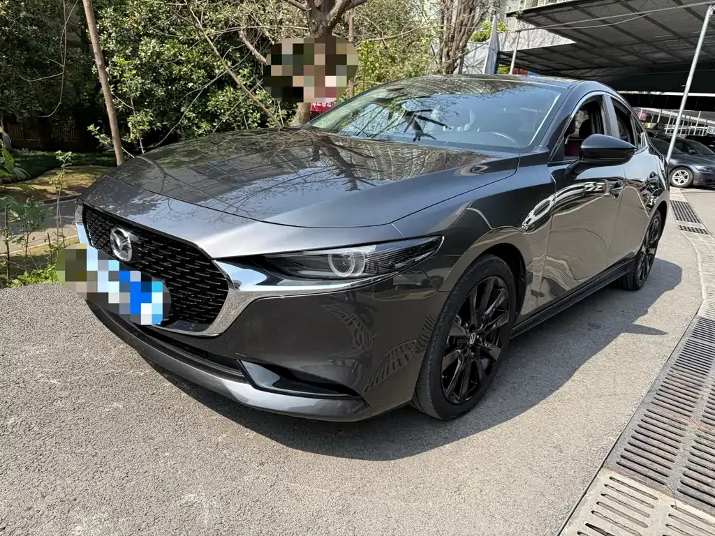 Mazda 3 Axela — фото 1