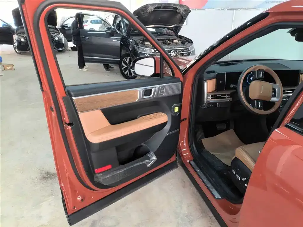 Hyundai Santa Fe 2024 из CN, фото 5