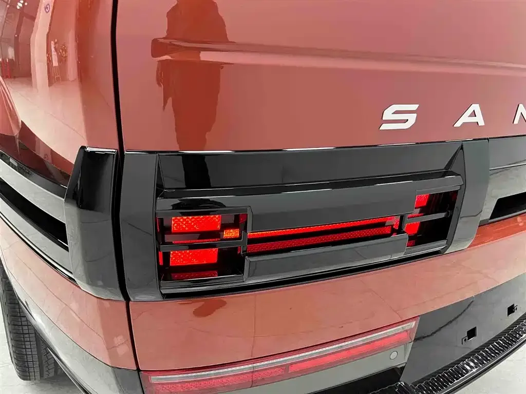 Hyundai Santa Fe 2024 из CN, фото 7