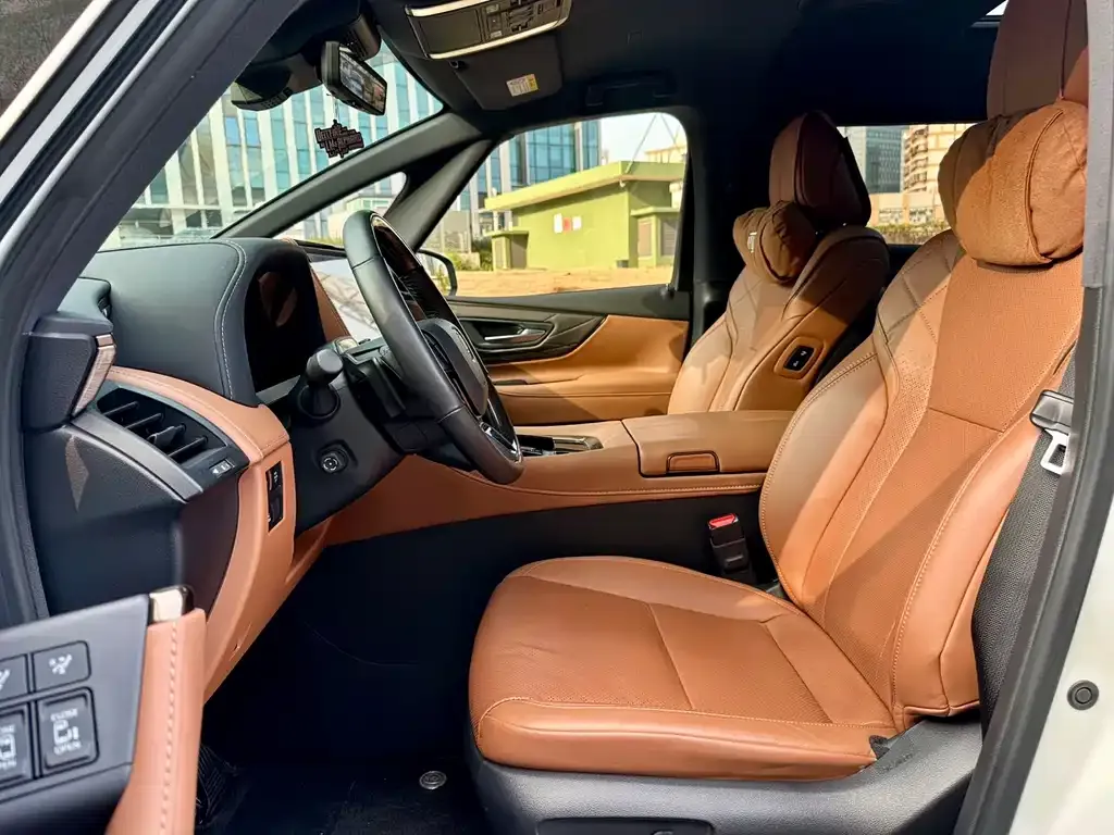 Toyota Vellfire 2024 из CN, фото 3