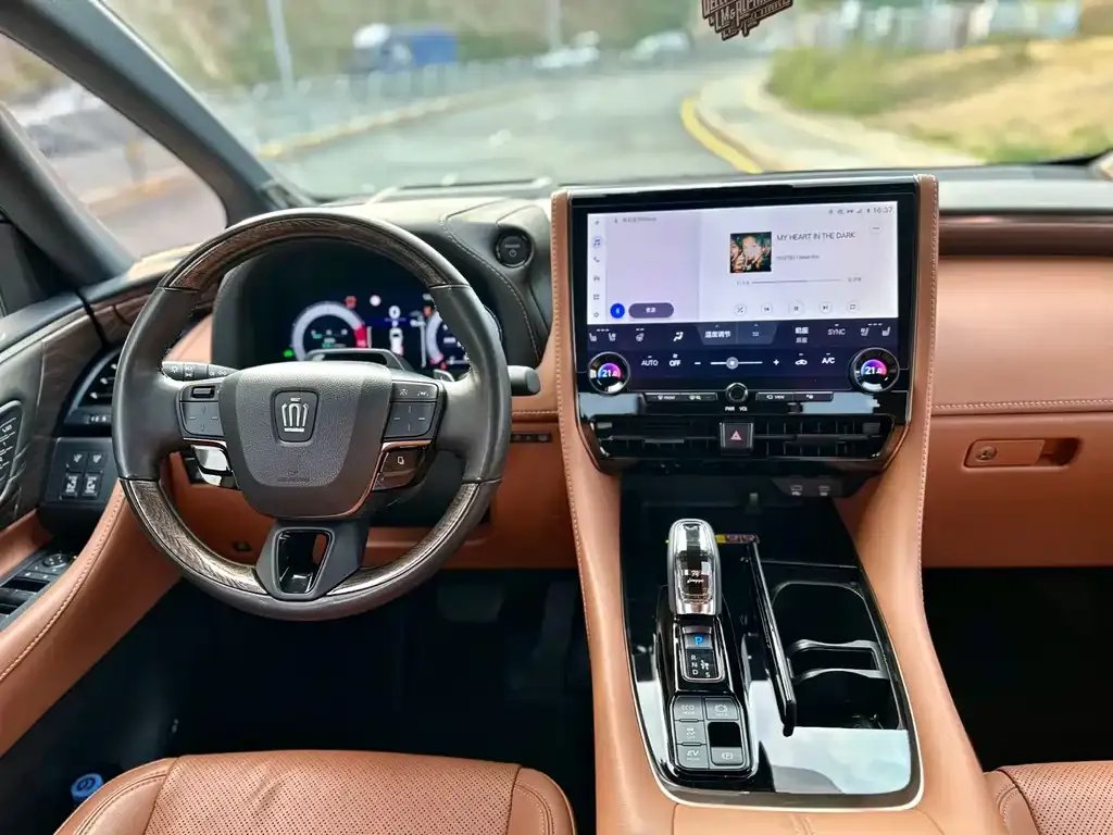 Toyota Vellfire 2024 из CN, фото 4