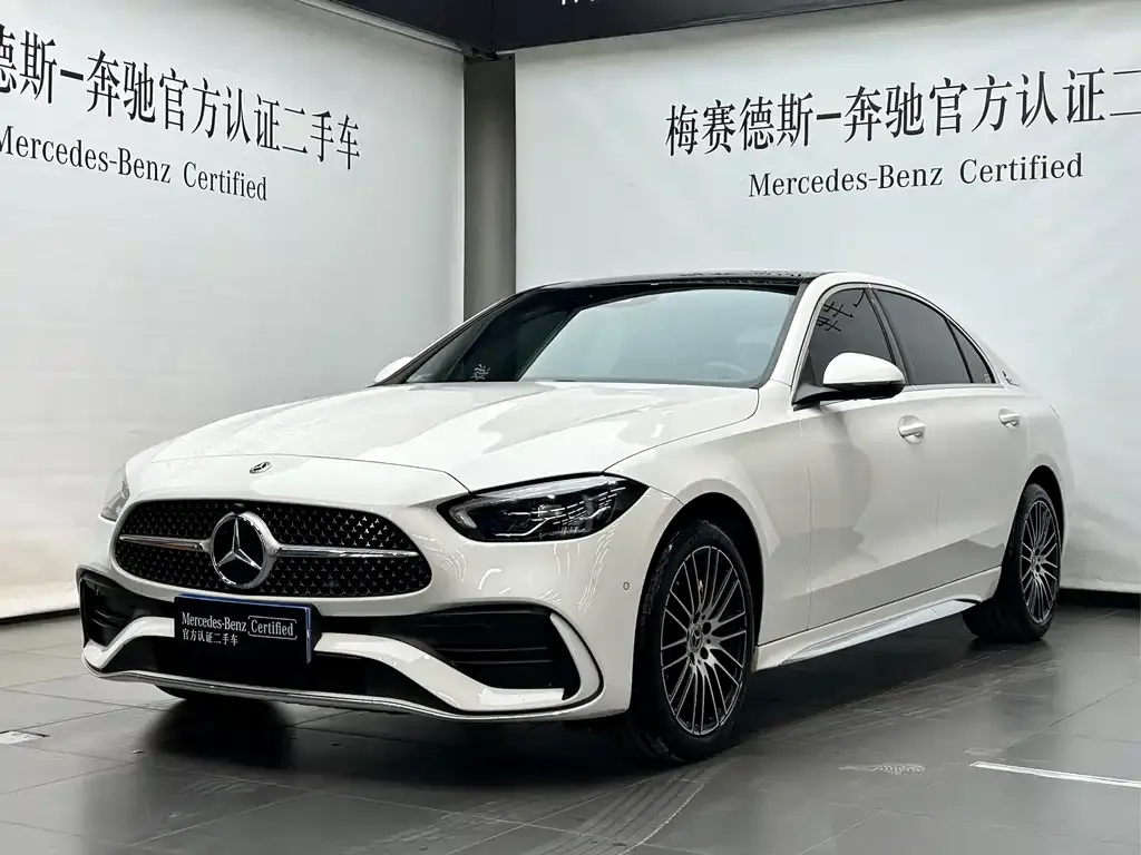 Mercedes-Benz C-Class — фото 1