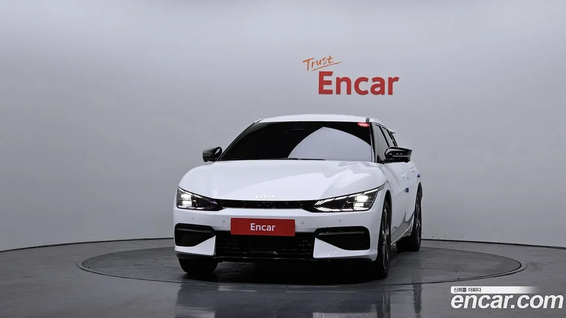 Kia EV6 — фото 5