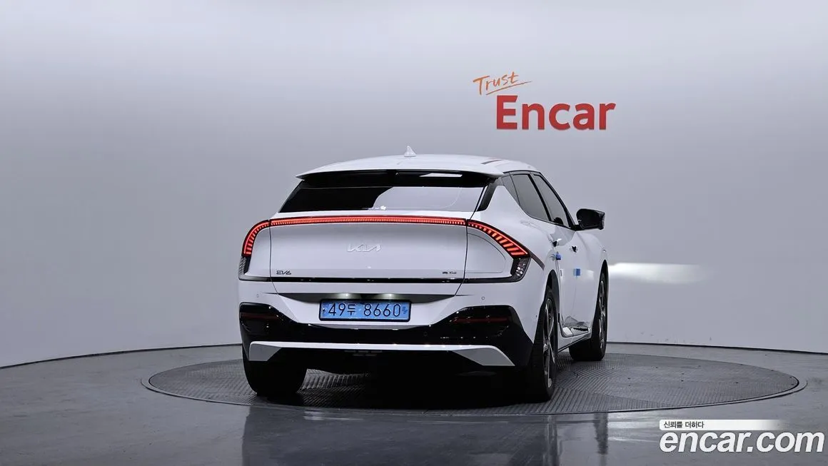 Kia EV6 — фото 2