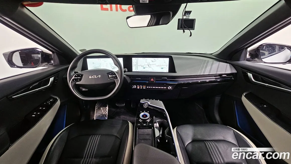Kia EV6 — фото 8