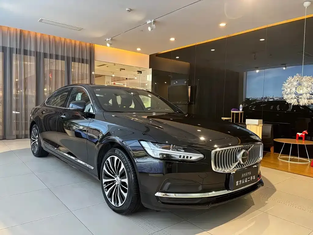 Volvo S90 — фото 10