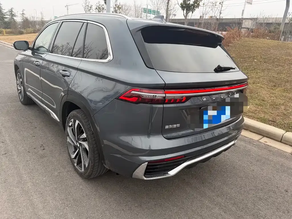 Geely Xingyue L — фото 6