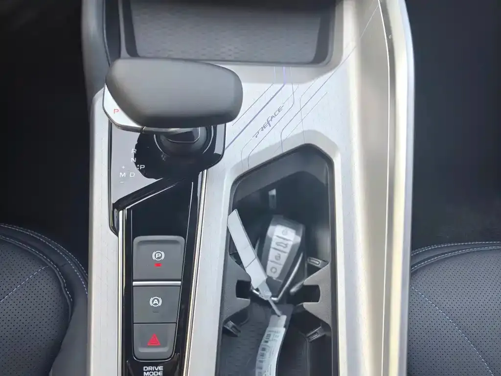 Geely Xingrui 2025 из CN, фото 3