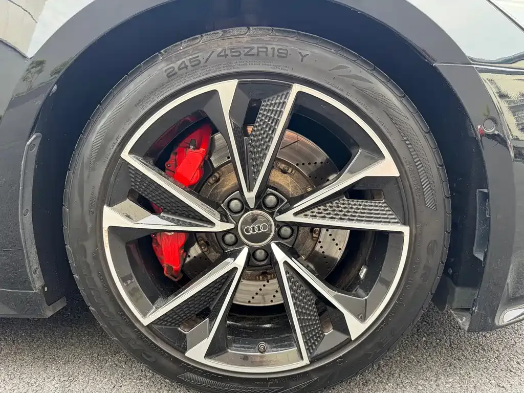 Audi A7 2021 из CN, фото 4