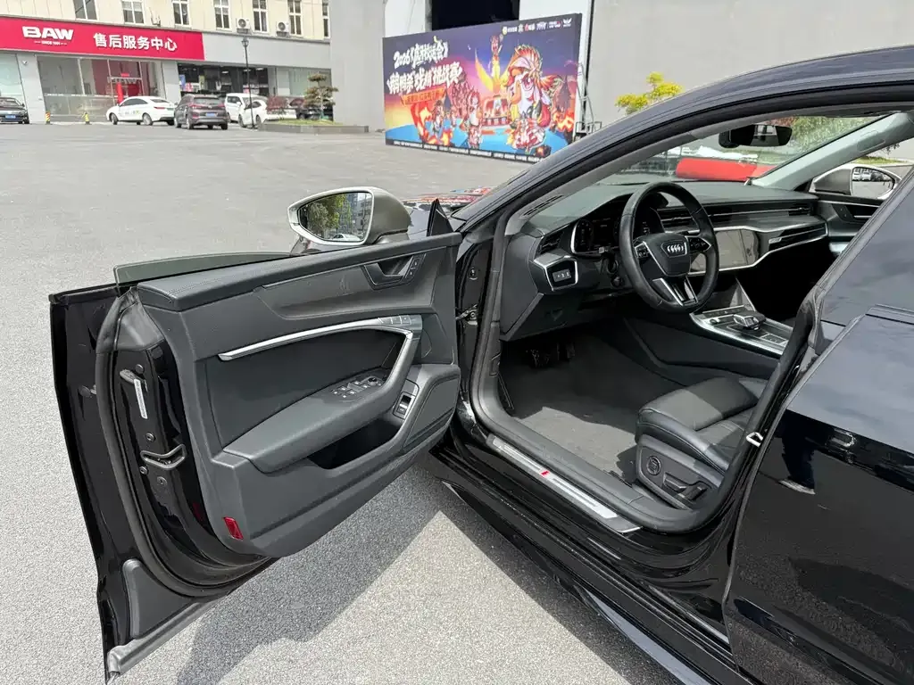 Audi A7 2021 из CN, фото 9
