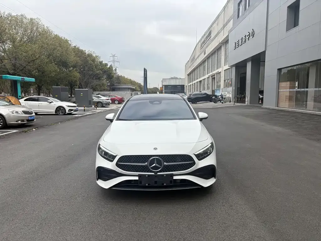 Mercedes-Benz A-Class — фото 3