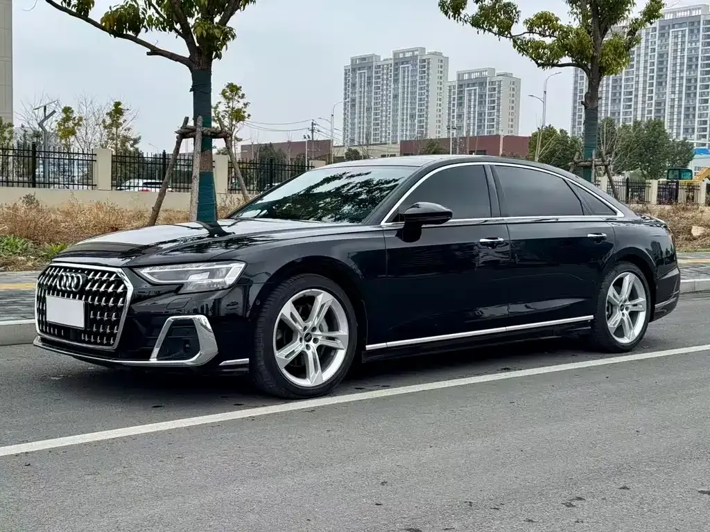 Audi A8 2023 из CN, фото 1