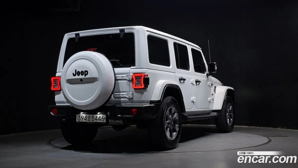 Jeep Wrangler 2021 из KR, фото 8