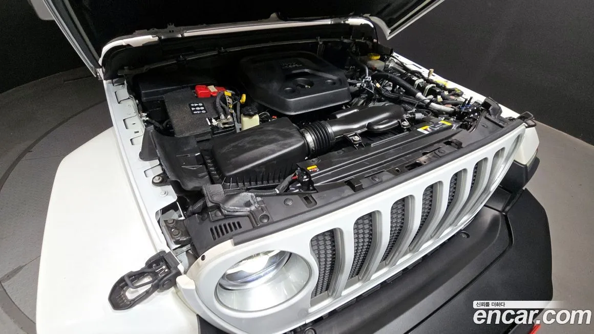 Jeep Wrangler 2021 из KR, фото 4