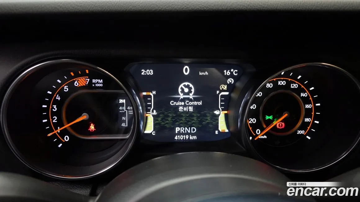 Jeep Wrangler 2021 из KR, фото 10