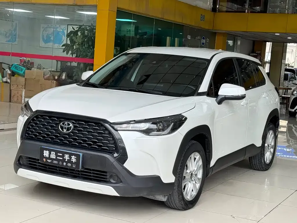Toyota Corolla Cross 2022 из CN, фото 1