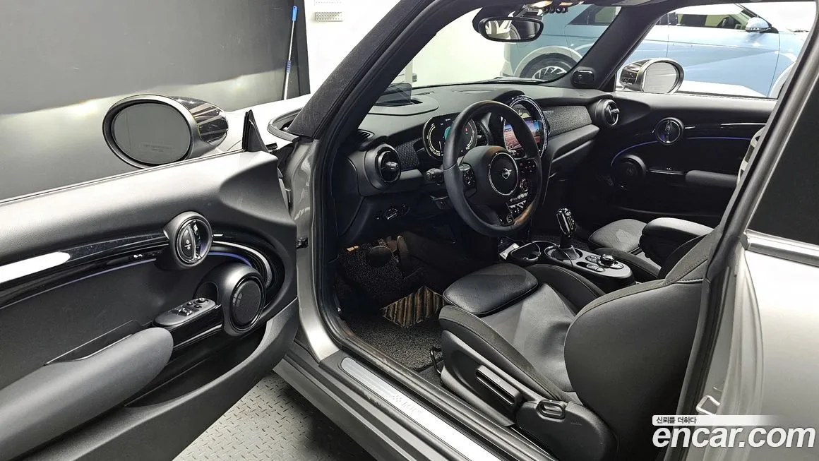 Mini Cooper 2024 из KR, фото 9