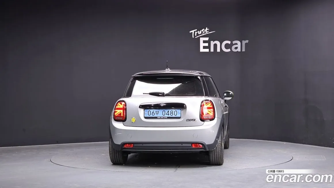 Mini Cooper 2024 из KR, фото 8