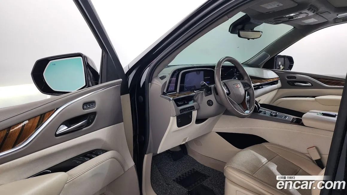 Cadillac Escalade 2022 из KR, фото 8