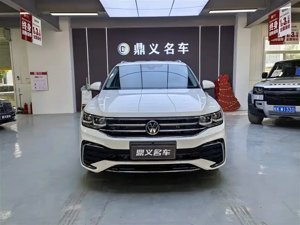 Volkswagen Tiguan L — фото 6