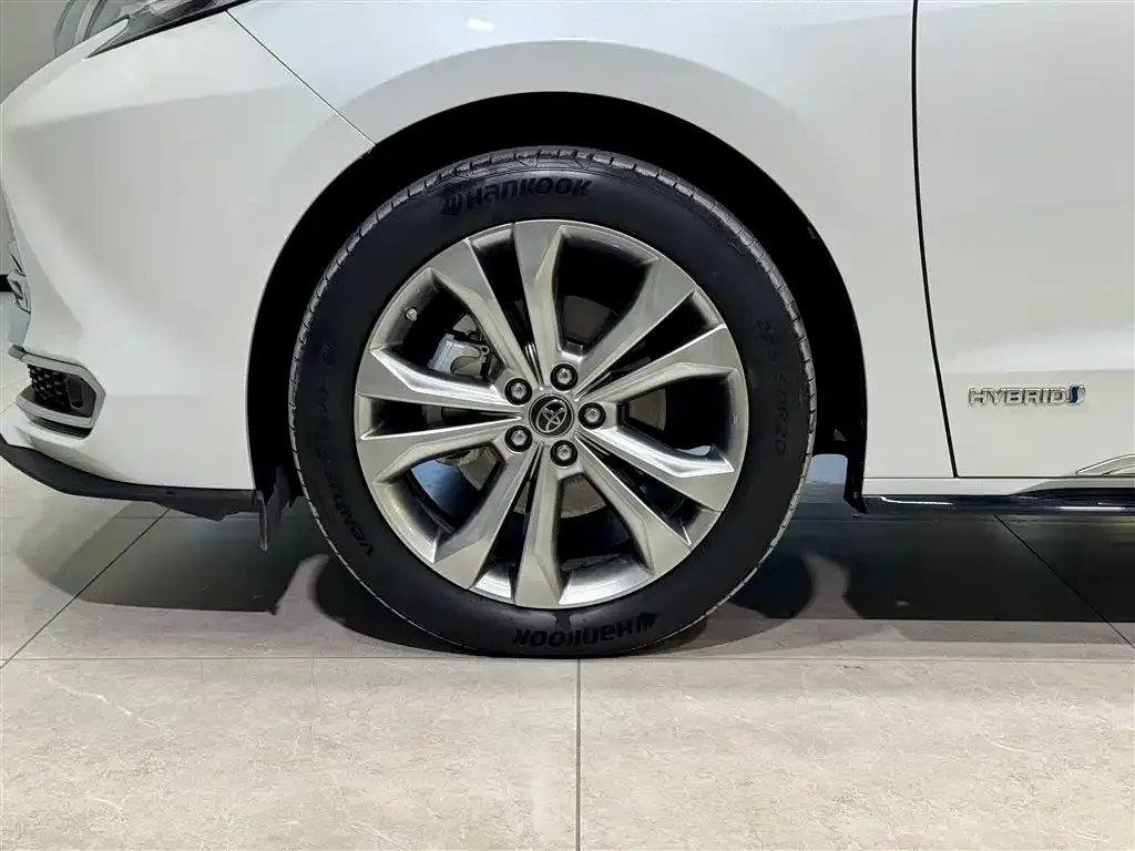 Toyota Sienna 2023 из CN, фото 10