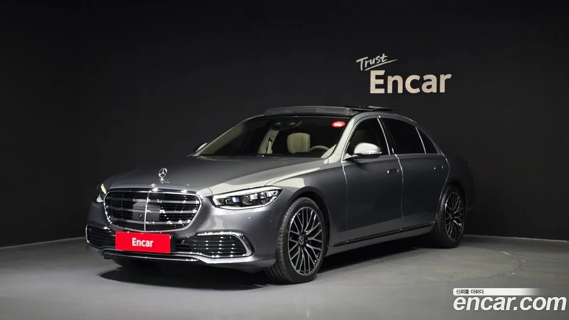 Mercedes-Benz S-Class — фото 1