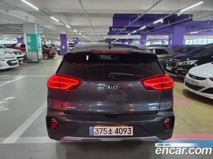 Kia Niro 2021 из KR, фото 3