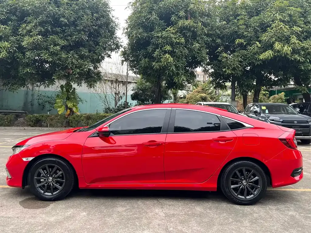 Honda Civic — фото 6