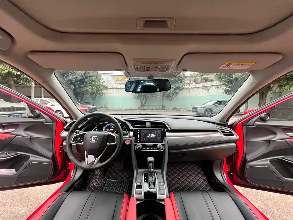 Honda Civic — фото 7
