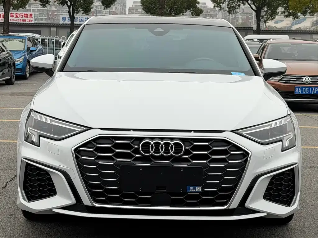 Audi A3 2022 из CN, фото 9
