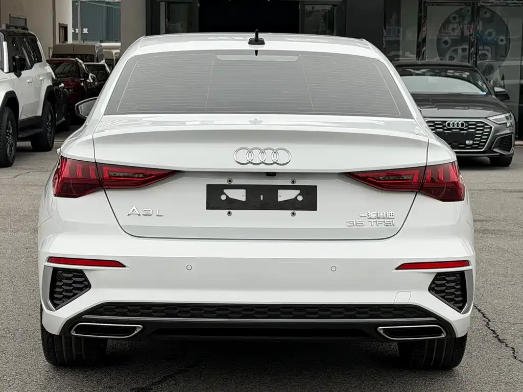 Audi A3 2022 из CN, фото 4