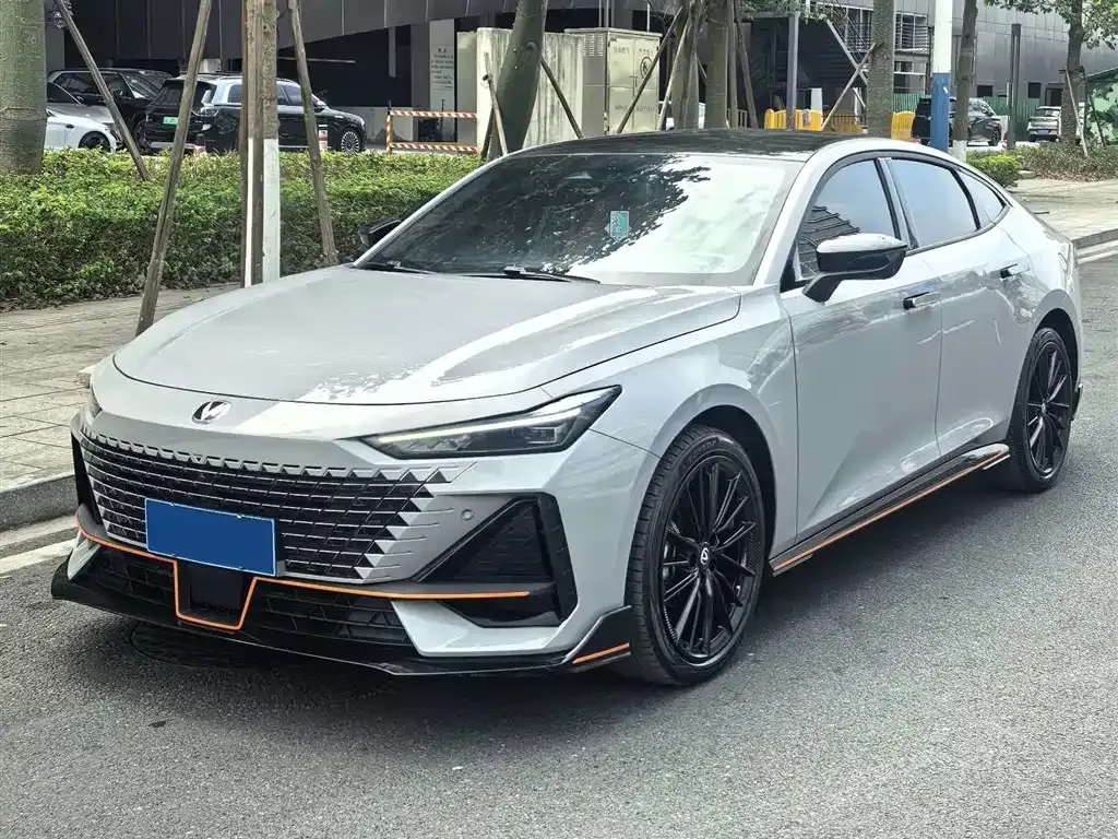 Changan UNI-V 2023 из CN, фото 1