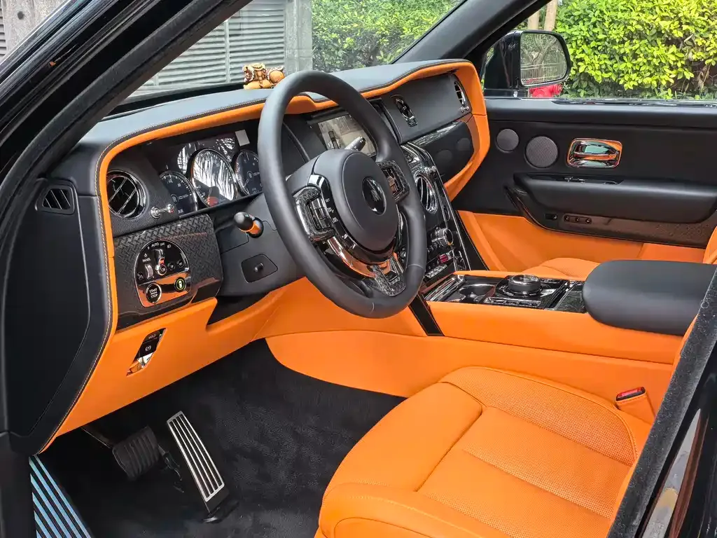 Rolls-Royce Cullinan 2023 из CN, фото 2