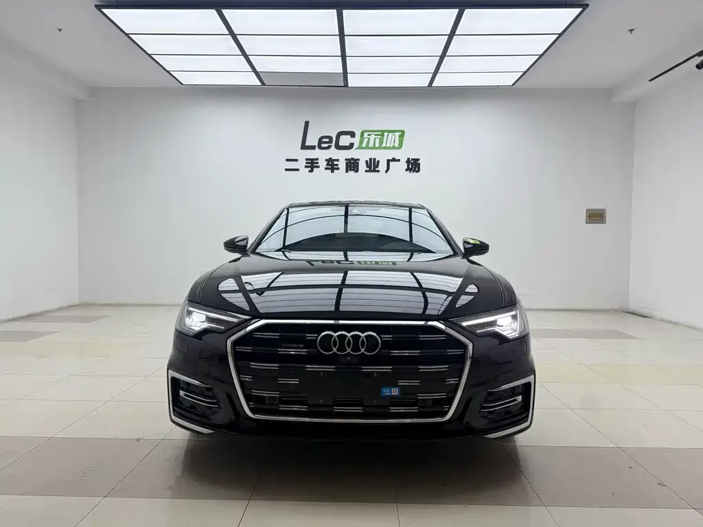 Audi A6L — фото 5