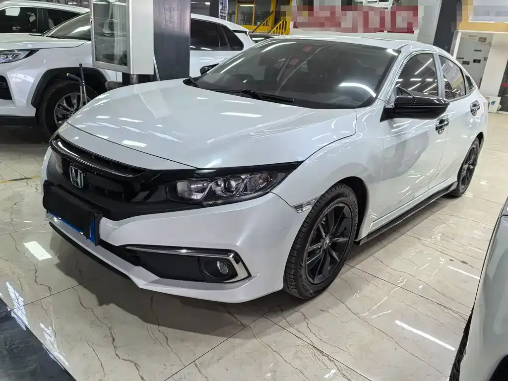 Honda Civic — фото 1