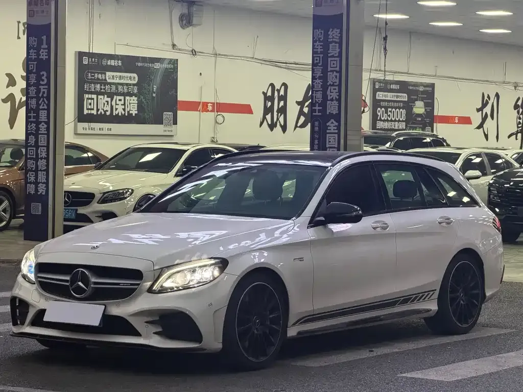 Mercedes-Benz C-Class AMG — фото 1