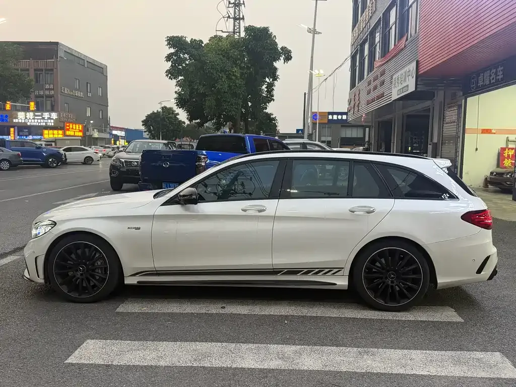 Mercedes-Benz C-Class AMG — фото 6