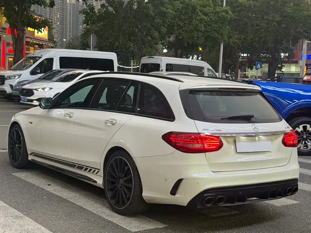 Mercedes-Benz C-Class AMG — фото 9