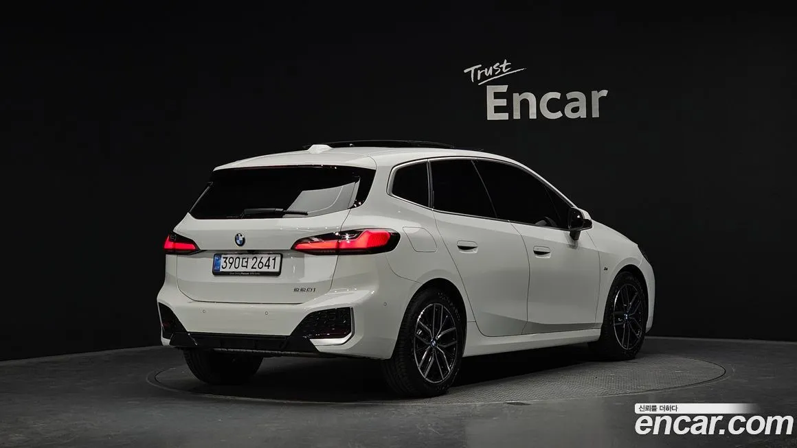 BMW 2-Series 2025 из KR, фото 3