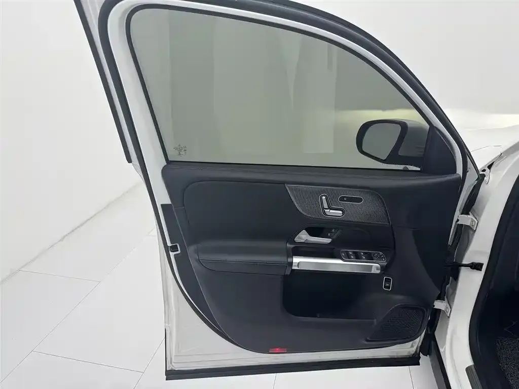 Mercedes-Benz EQB 2023 из CN, фото 6