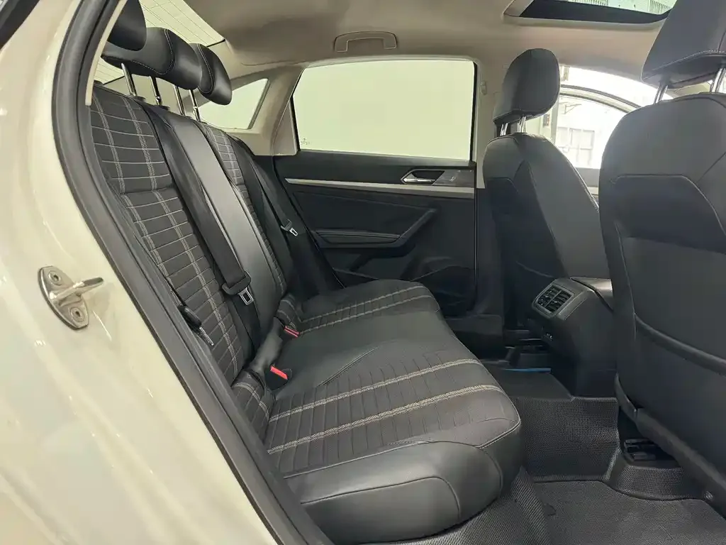 Volkswagen Lavida 2021 из CN, фото 7