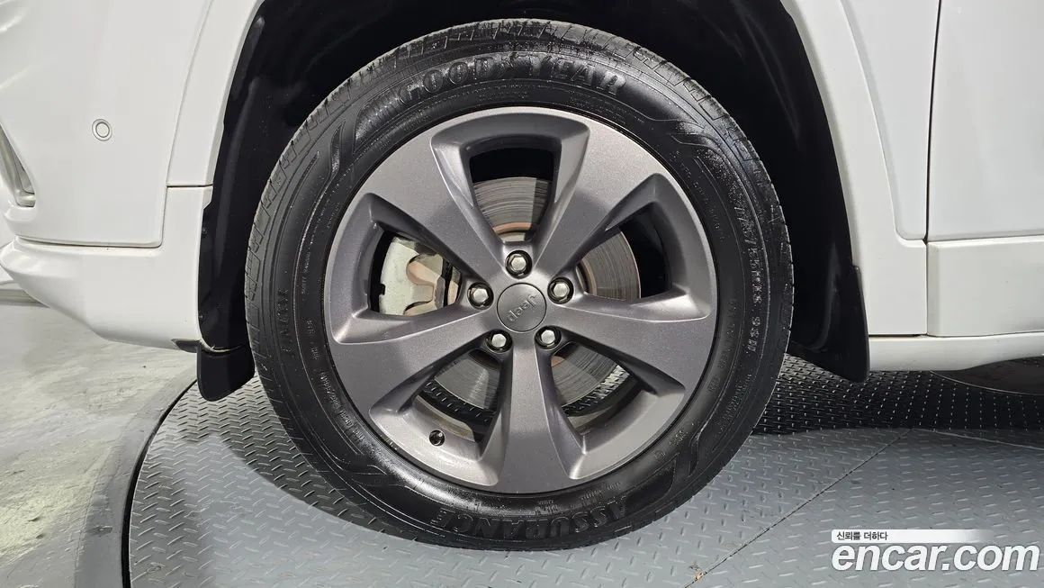Jeep Cherokee 2021 из KR, фото 3